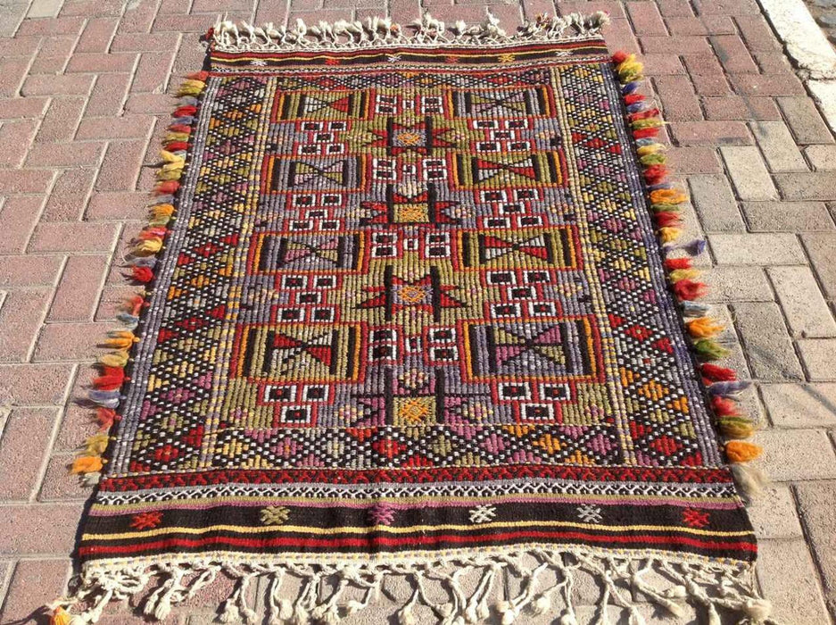 Handmade Vintage Kilim Rug 152cm x 109cm Central Turkey