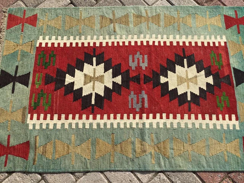 Handmade Vintage Kilim Rug 155cm x 110cm Unique Design