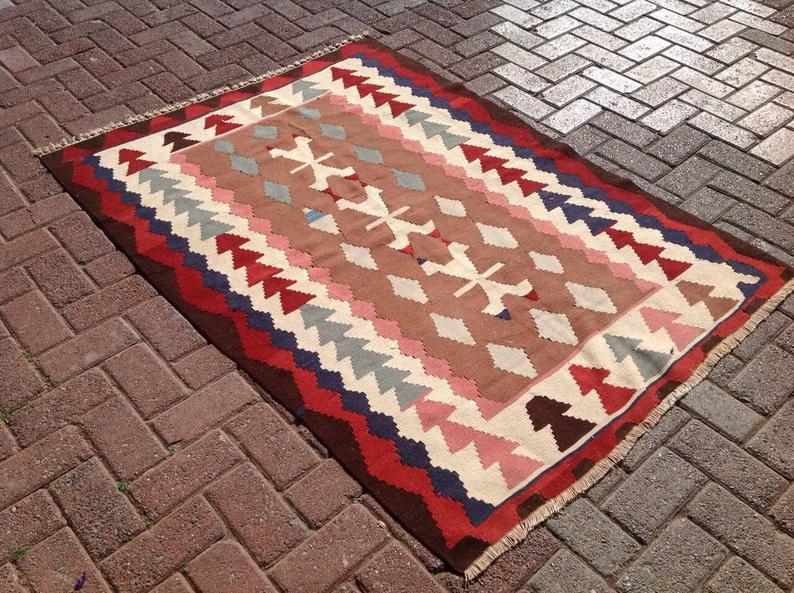 Handmade Vintage Kilim Rug 162cm x 117cm Central Turkey
