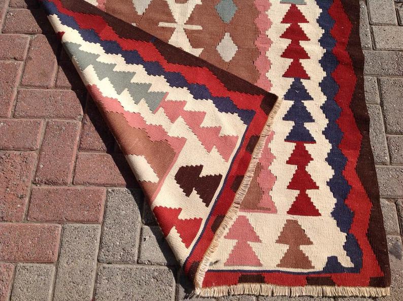 Handmade Vintage Kilim Rug 162cm x 117cm Central Turkey