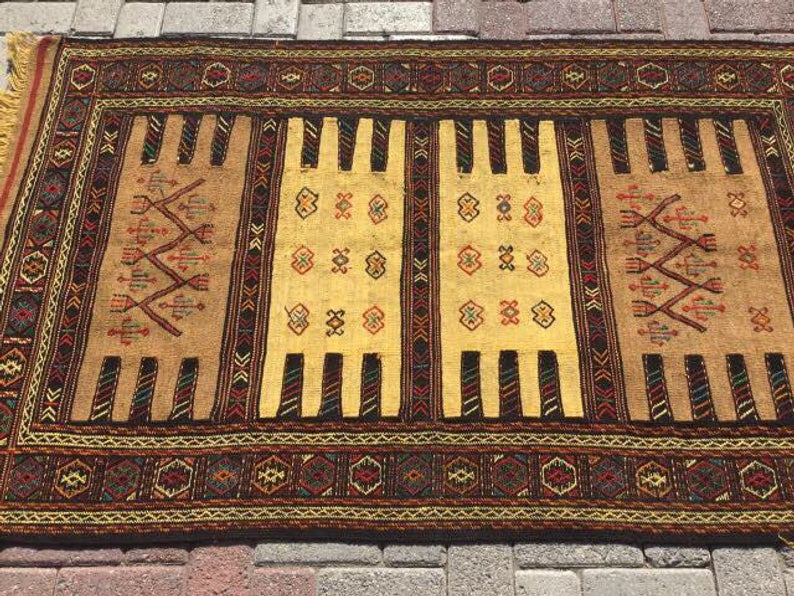 Handmade Vintage Sumac Kilim Rug 170cm x 104cm #718