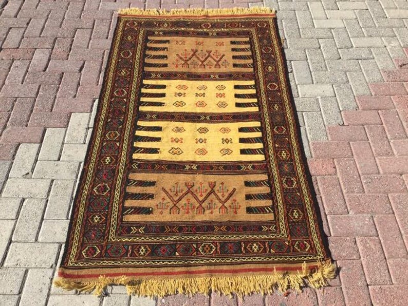 Handmade Vintage Sumac Kilim Rug 170cm x 104cm #718