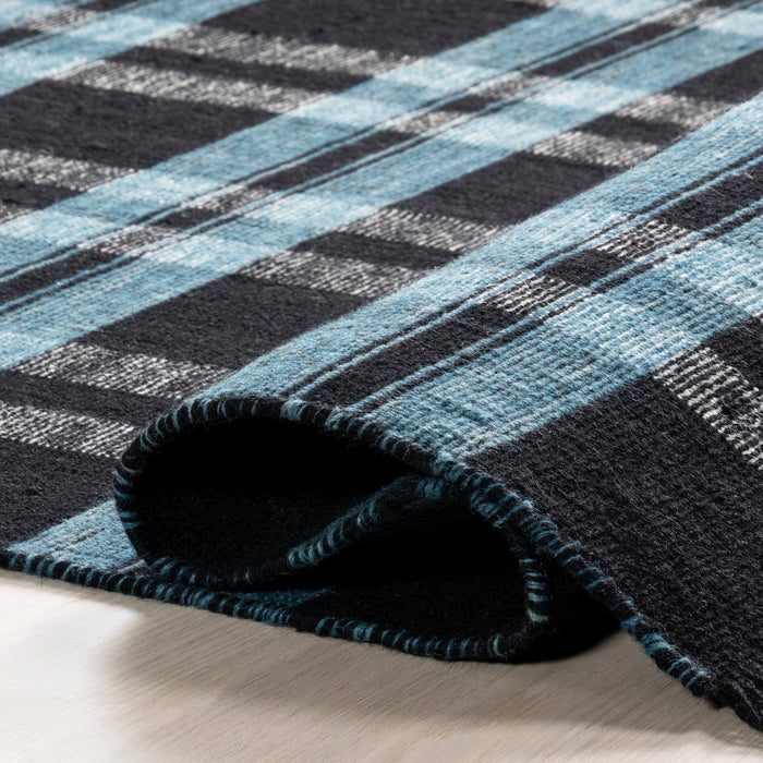 Handwoven Black Plaid Fringed Area Rug 150x90 cm