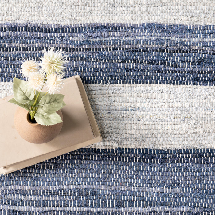 Tappeto di stracci di cotone a righe blu intrecciato a mano per la decorazione Home 