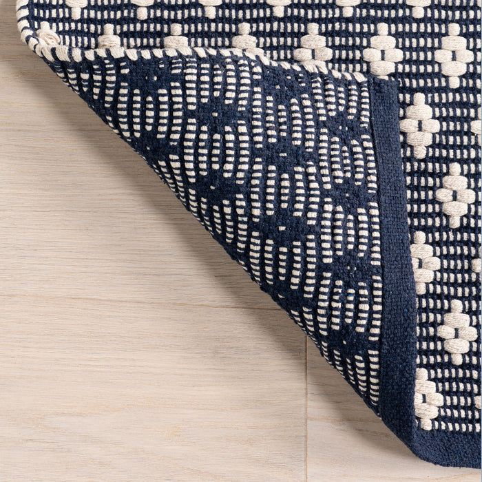 Handwoven Cotton Rug with Diamond Pattern in Grey