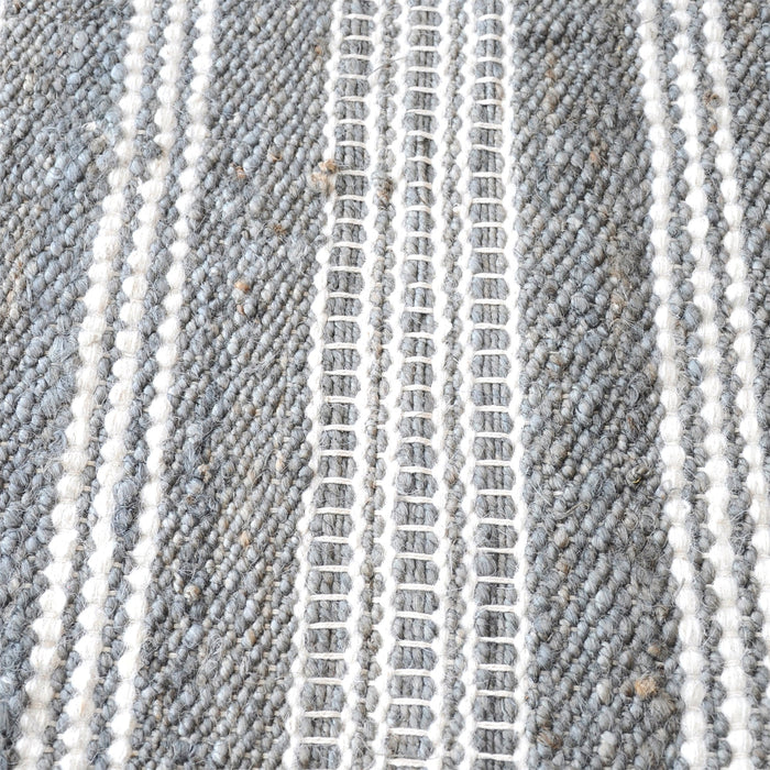 Handwoven Hemp And Wool Rug For Minimalist Living Space