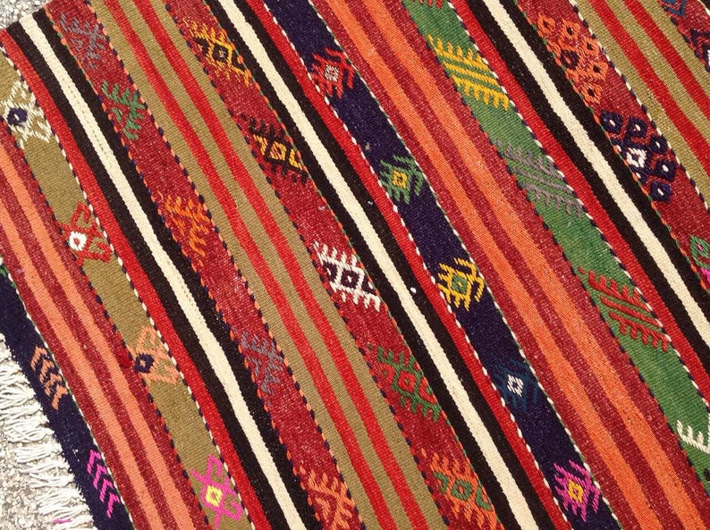 Handwoven Striped Kilim Rug 128cm x 91cm Vintage Turkish Design