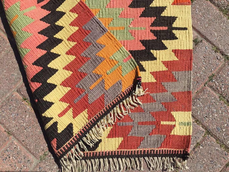 Handwoven Vintage Kilim Rug 123cm x 79cm Unique Design