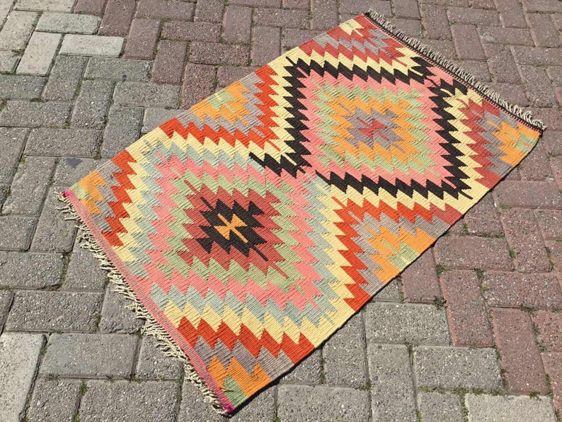 Handwoven Vintage Kilim Rug 123cm x 79cm Unique Design