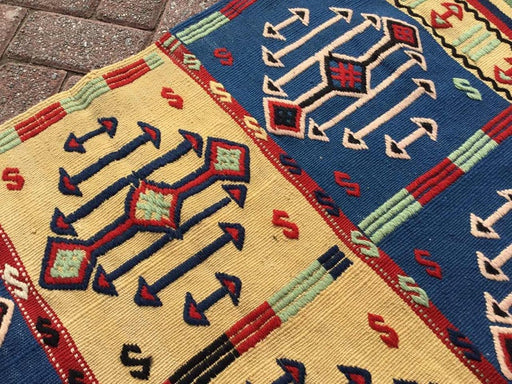 Handwoven Vintage Kilim Rug 130cm x 84cm Unique Design