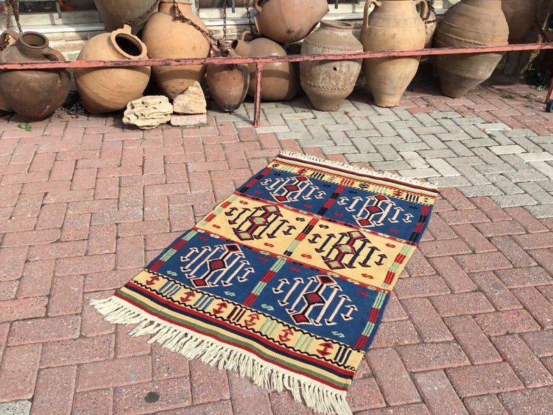 Handwoven Vintage Kilim Rug 130cm x 84cm Unique Design