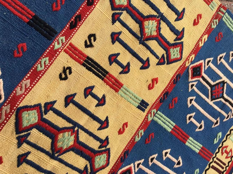 Handwoven Vintage Kilim Rug 130cm x 84cm Unique Design
