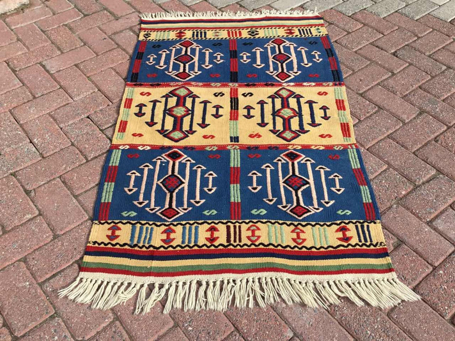 Handwoven Vintage Kilim Rug 130cm x 84cm Unique Design