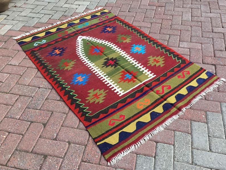 Handwoven Vintage Kilim Rug 152cm x 107cm Wool
