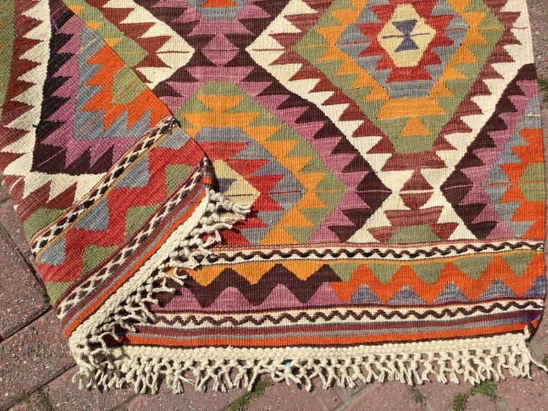 Handwoven Vintage Kilim Rug 155cm x 118cm Wool