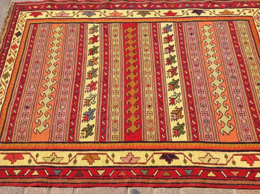 Handwoven Vintage Wool Kilim Rug 147cm x 104cm