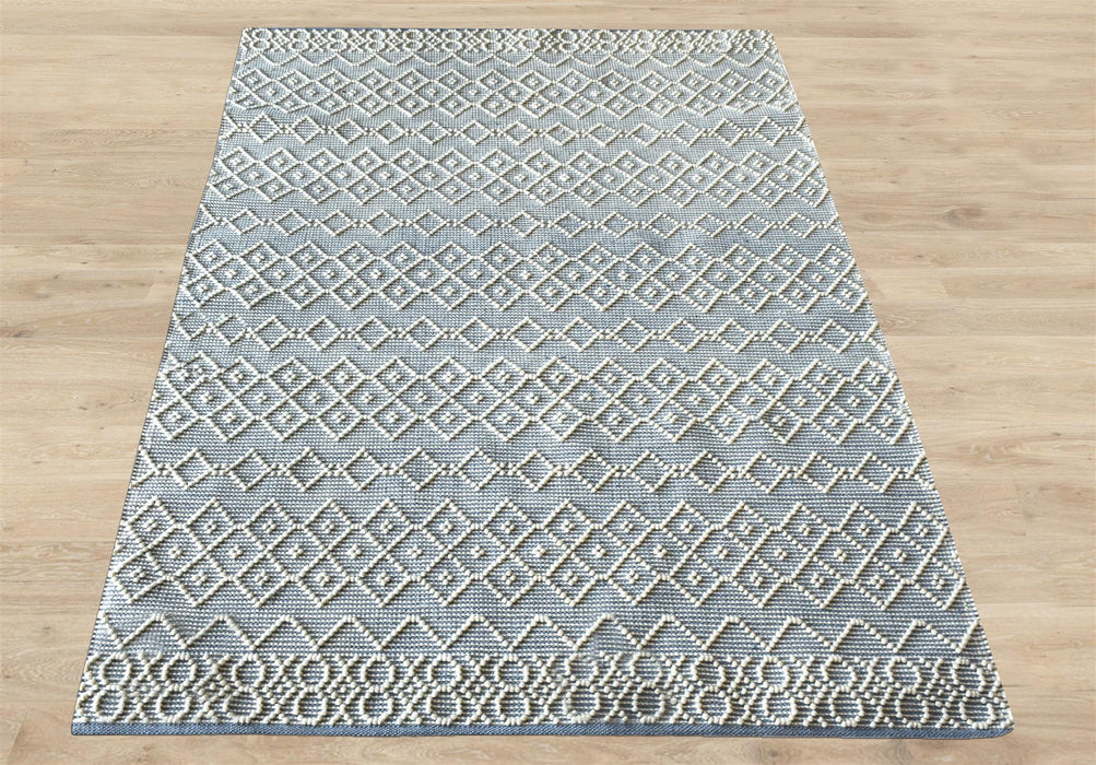 Handwoven Wool Area Rug in Neutral Shades