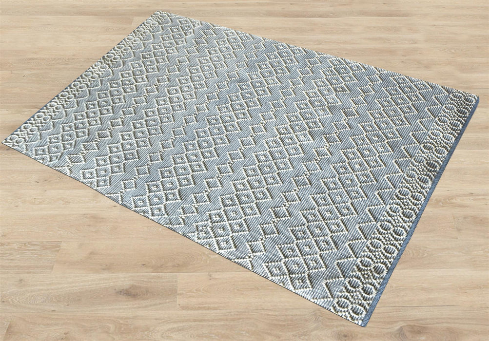 Handwoven Wool Area Rug in Neutral Shades