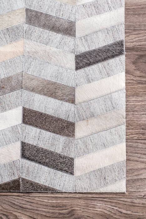 Herringbone Cowhide Area Rug 140cm Soft Durable Design