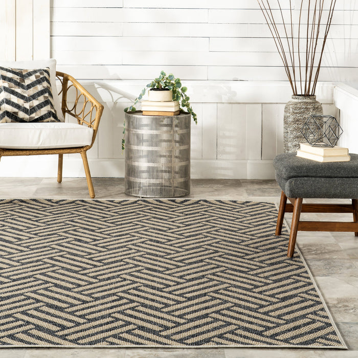 Herringbone Rug for Indoor and Outdoor Use in Grey