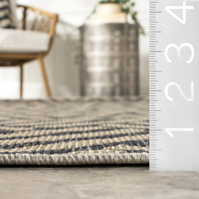 Herringbone Rug for Indoor and Outdoor Use in Grey