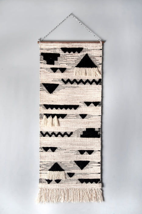 Hula Tribal Peaks Ivory 50 Centimeter Decorative Piece