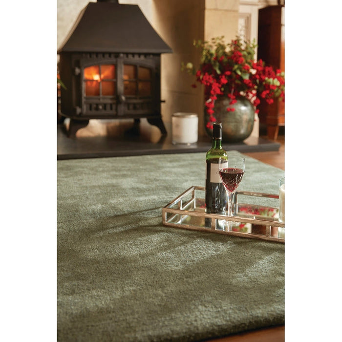 Hush Modern Plain Super-Soft Hand-Woven Wool&Viscose Olive Rug