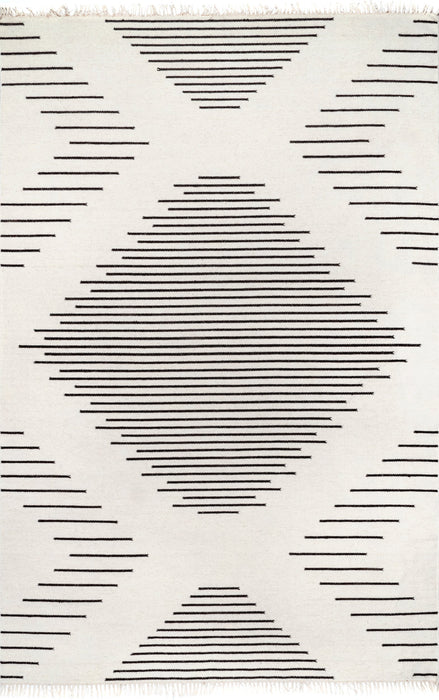 Indie Ivory Tasseled Area Rug 150x240 cm