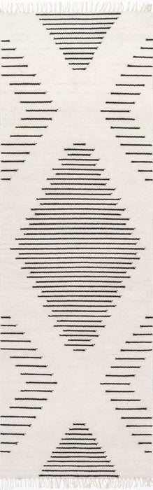 Indie Ivory Tasseled Area Rug 152x91 cm