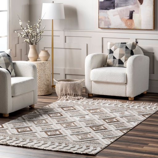 Iridescent Ivory Area Rug 152cm X 244cm