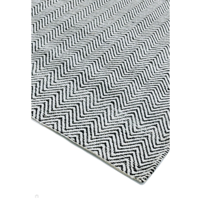 Ives Modern Geometric Chevron Zigzag Hand-Woven Jute&Cotton Durable Textured Soft-Touch Flatweave Black/White Rug