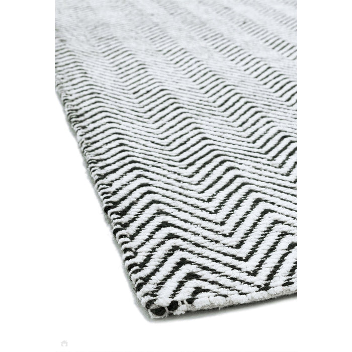 Ives Modern Geometric Chevron Zigzag Hand-Woven Jute&Cotton Durable Textured Soft-Touch Flatweave Black/White Runner