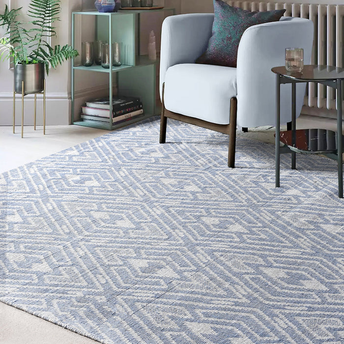 Tappeto jacquard in lana blu avorio per Homemoderna s