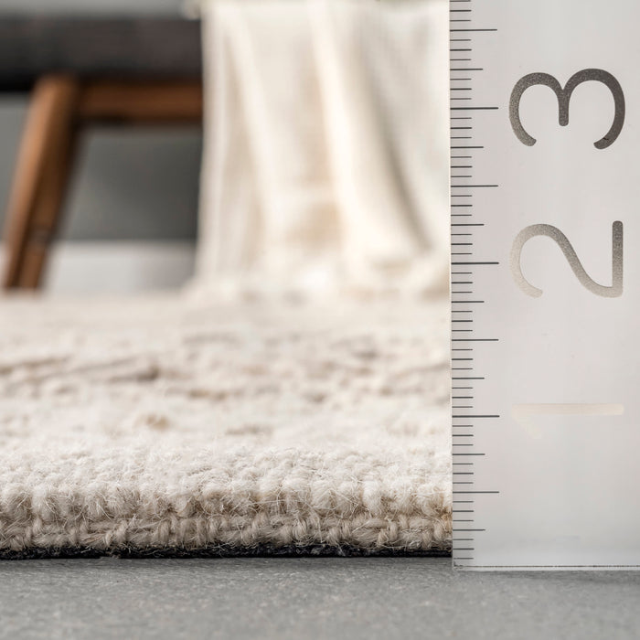 Ivory Wool Area Rug with Geometric Pattern 160 cm x 230 cm