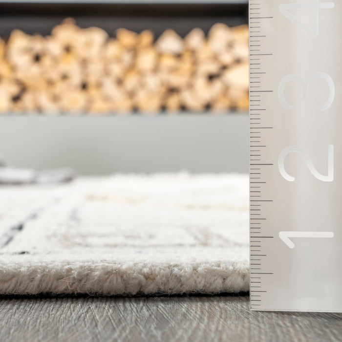Ivory Wool Trellis Area Rug 120 cm x 180 cm