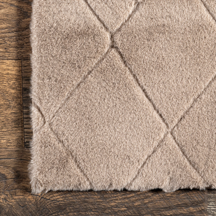 Jaylene Trellis Washable Plush Cloud Rug 152 Cm Taupe