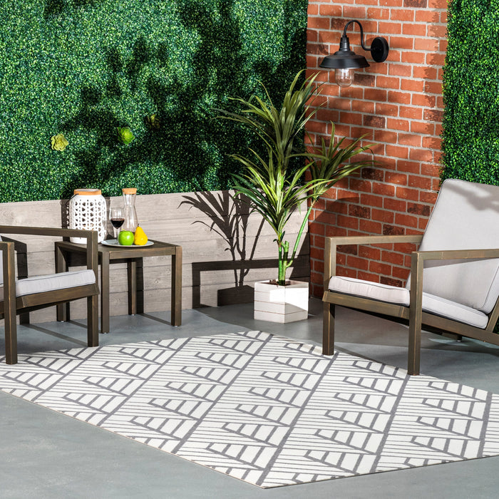 Juniper Diamond Grey Indoor Outdoor Rug 120x180 cm