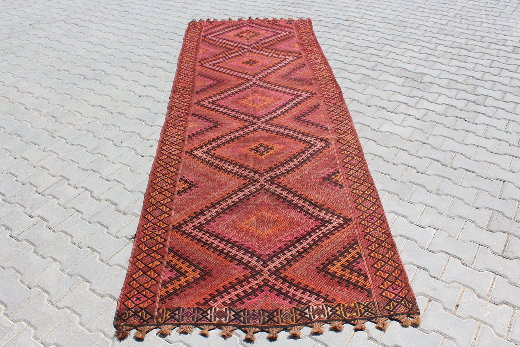 Tappeto Kilim curdo ricamato 124 cm x 368 cm Design vintage