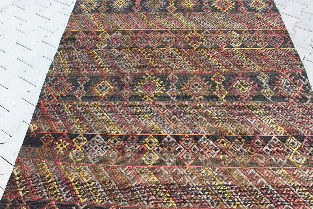 Tappeto Kilim curdo ricamato 151 cm x 318 cm Vintage