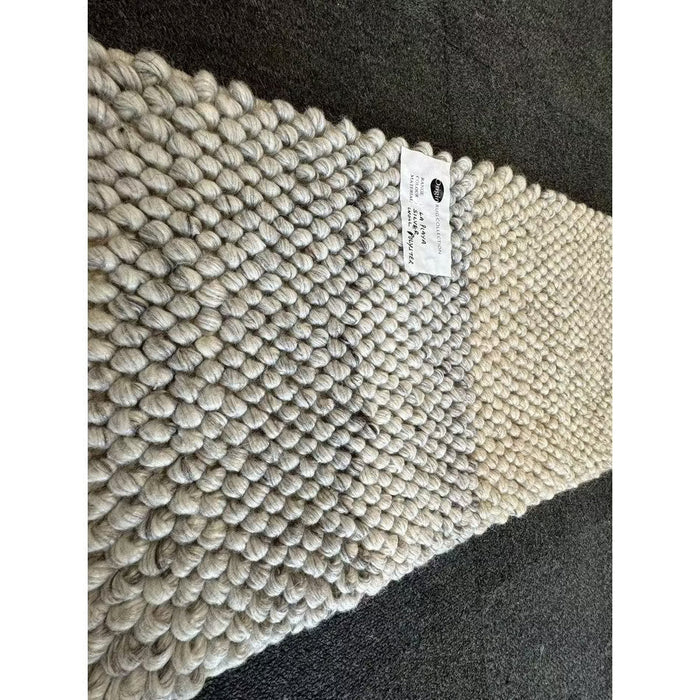 La Playa Modern Plain Mottled Beaded Pebble Hand Woven Textured Wool Flat-Pile Natural Rug