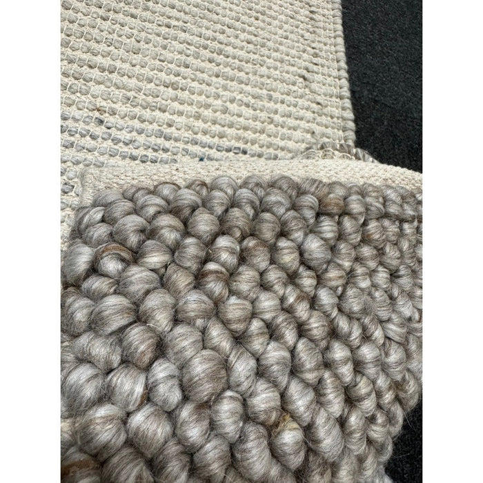 La Playa Modern Plain Mottled Beaded Pebble Hand Woven Textured Wool Flat-Pile Silver Rug