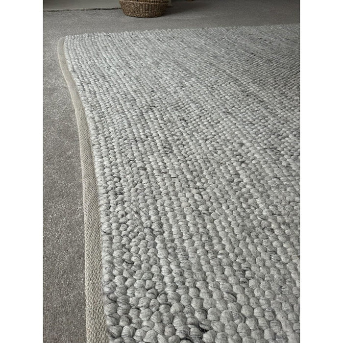 La Playa Modern Plain Mottled Beaded Pebble Hand Woven Textured Wool Flat-Pile Silver Rug