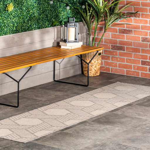 Lattice Pattern Indoor Outdoor Area Rug in Grey