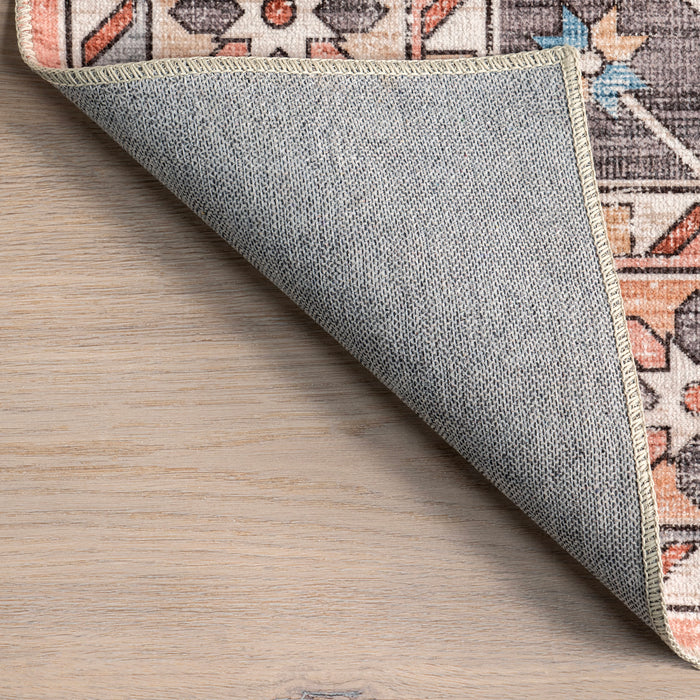 Laurel Medallion Machine Washable Area Rug in Blush