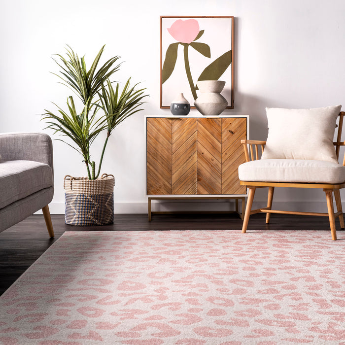 Leopard Pattern Area Rug in Baby Pink