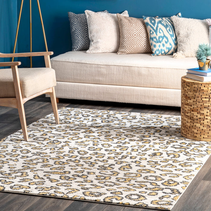 Leopard Print Area Rug 120x180 cm