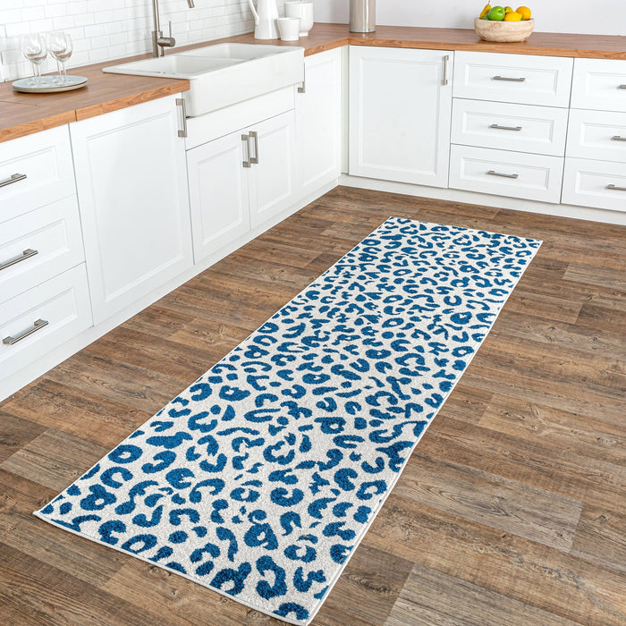 Leopard Print Area Rug 120x180 cm in Blue