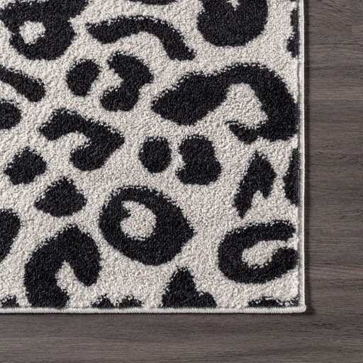 Leopard Print Area Rug 160x230 cm Dark Grey