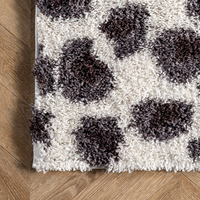 Tappeto a pelo lungo con stampa leopardata 120 cm x 180 cm Beige