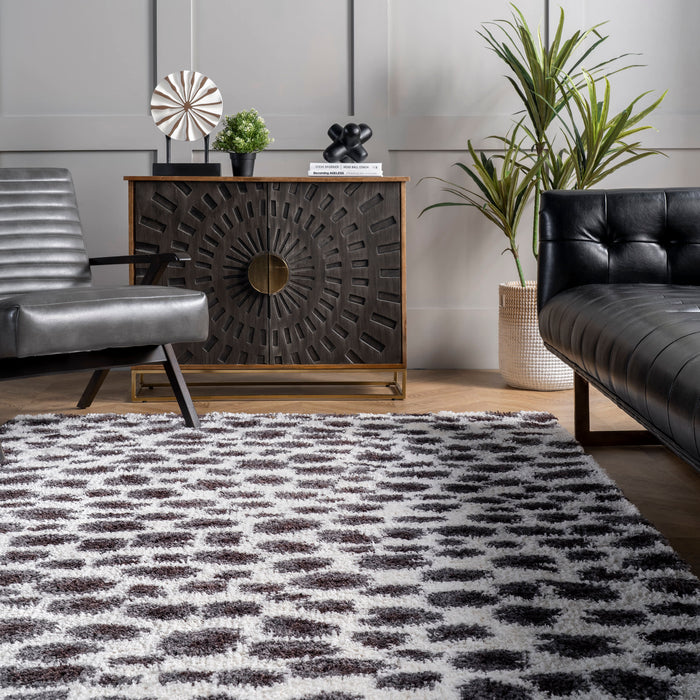 Tappeto a pelo lungo con stampa leopardata 120 cm x 180 cm Beige